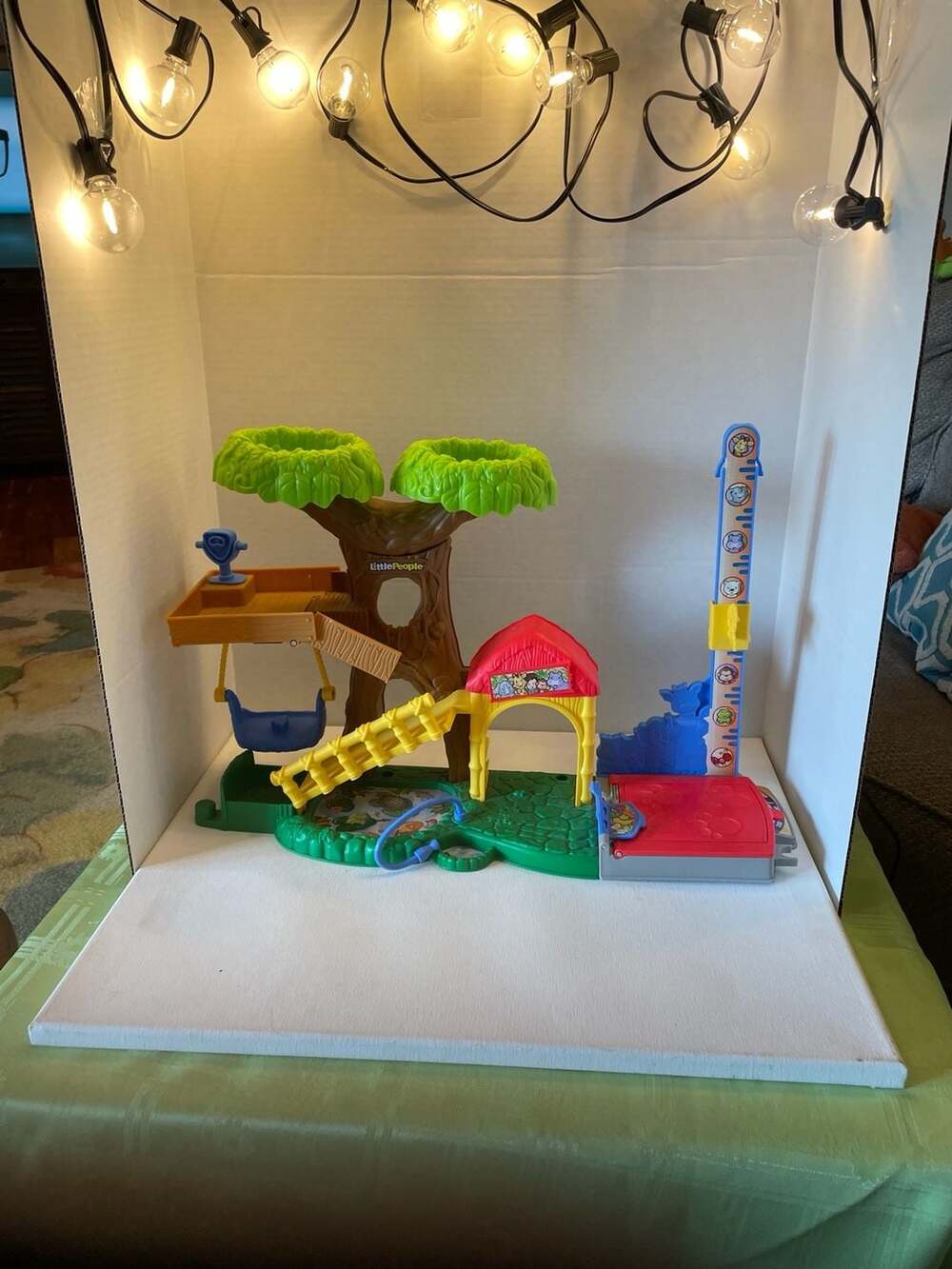 Fisher-Price Little People Animal Rescue Treehouse & Zoo Playset